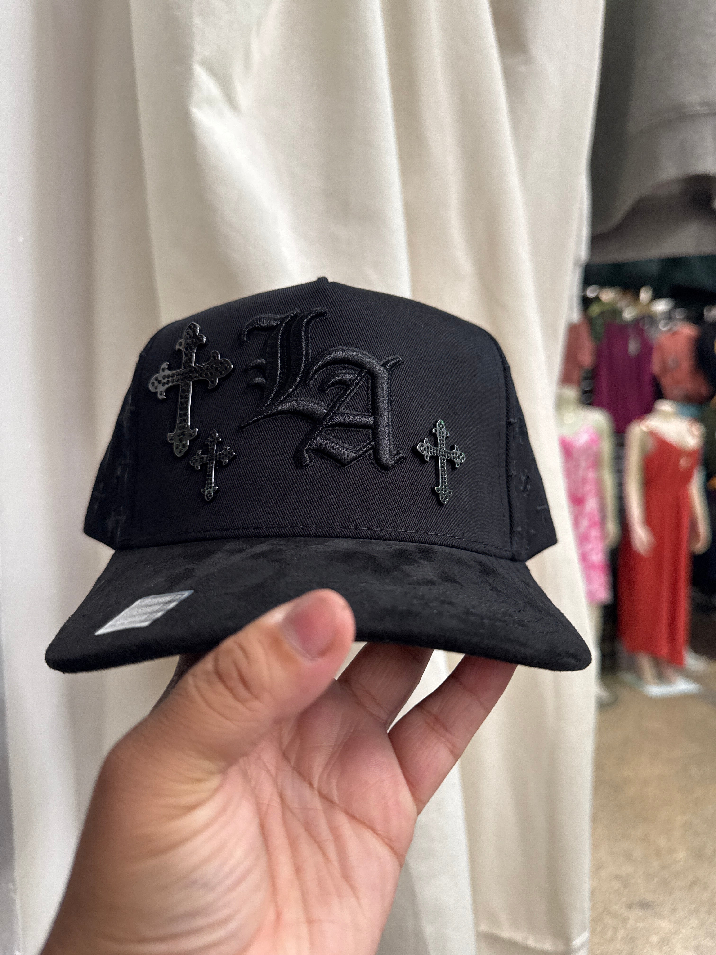 LA CRUCES ALL BLACK